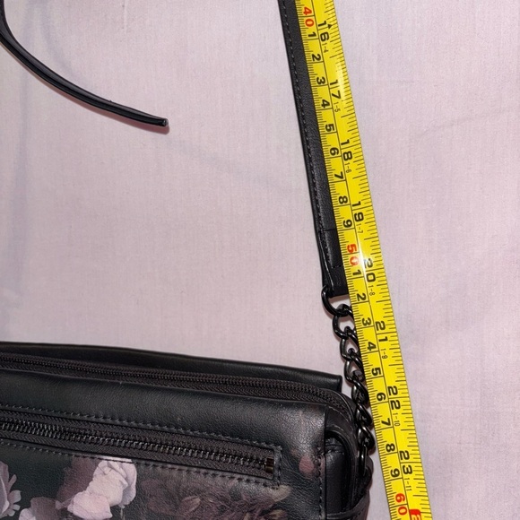 Simply Vera Vera Wang Black and Gray Floral Crossbody Bag - Picture 2 of 14
